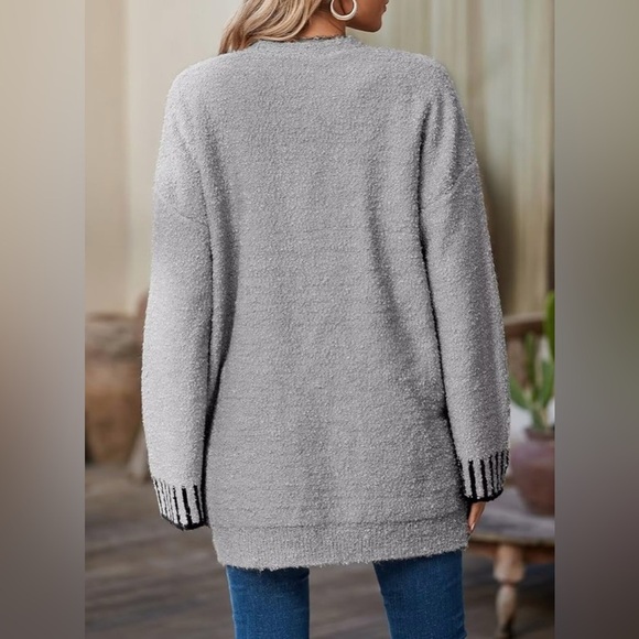 Open Front Cardigan with Pockets - Picture 2 of 5